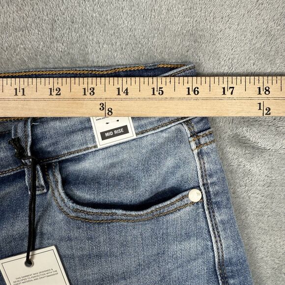 Judy Blue Jeans Shorts Women’s XL Blue Denim Mid-Rise Light Wash JB15251MD - Picture 8 of 9